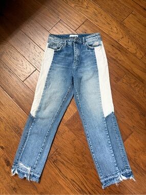 Vervet Women's Cropped Two-Tone Blue & White Jeans